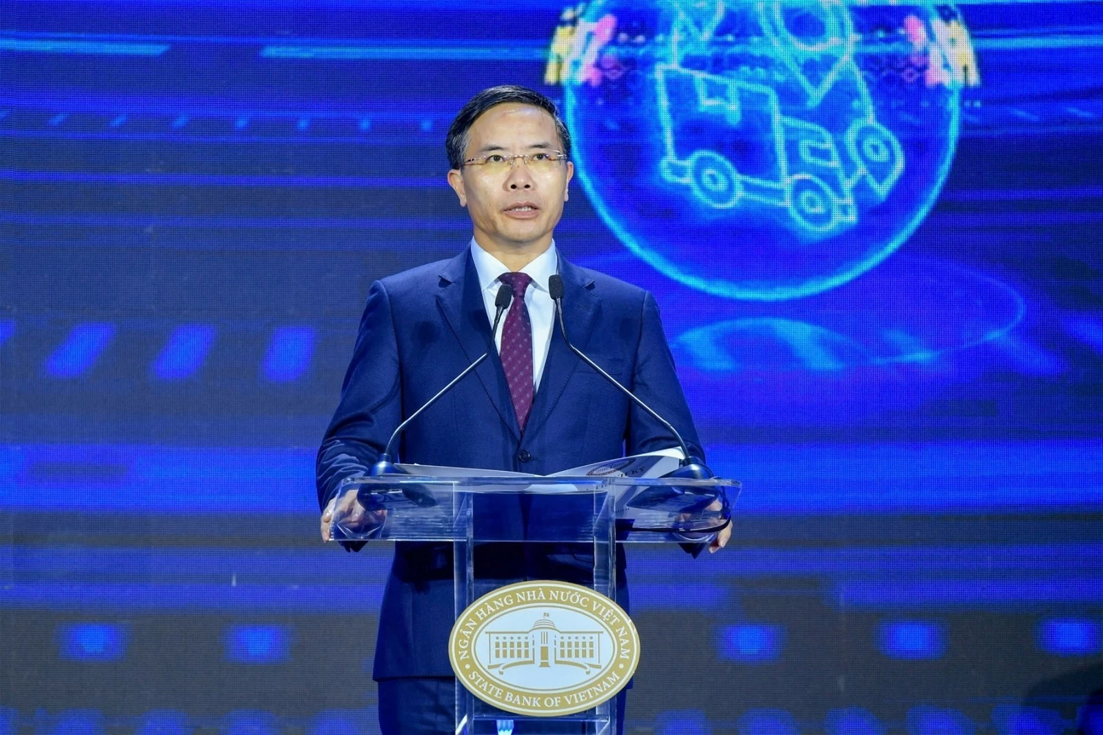 Chuyển đổi số càng sâu, Thống đốc yêu cầu ngành ngân hàng kiểm soát rủi ro, lấy hiệu quả làm thước đo