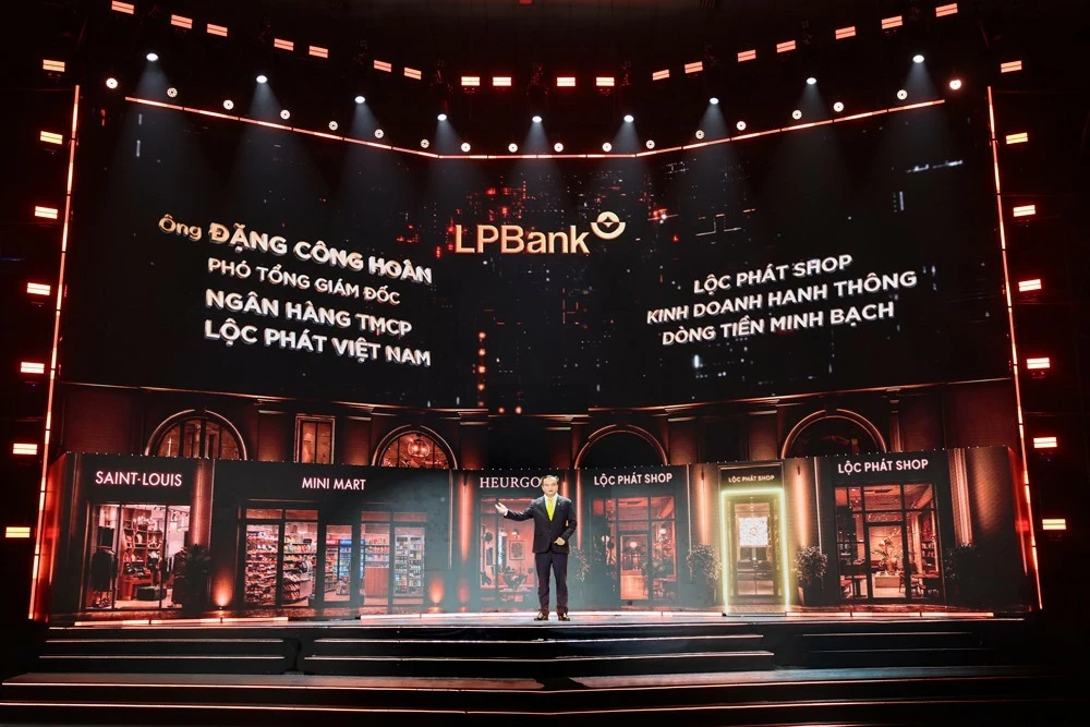 Từ LPBank Plus đến Lộc Phát Shop: LPBank giới thiệu các giải pháp số tại sự kiện Chuyển đổi số ngành Ngân hàng Từ LPBank Plus đến Lộc Phát Shop: LPBank giới thiệu các giải pháp số tại sự kiện Chuyển đổi số ngành Ngân hàng