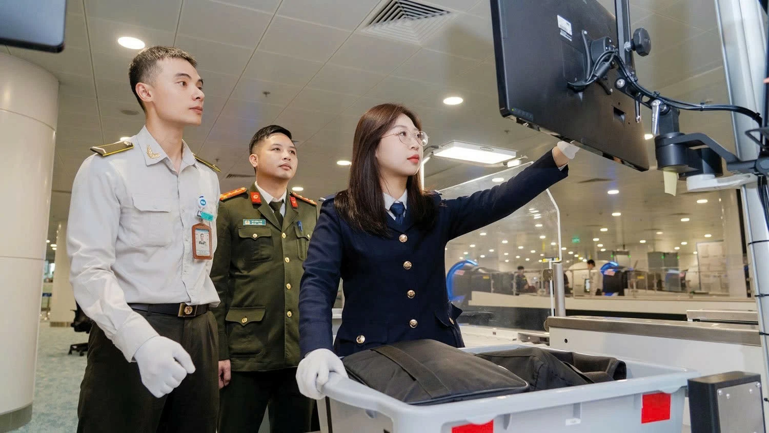 Điểm sáng đấu tranh chống buôn lậu, ma túy qua đường hàng không