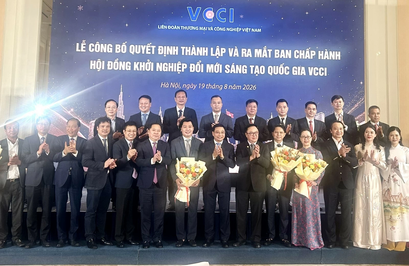 Khởi nghiệp đổi mới sáng tạo phải giải quyết bài toán lớn của nền kinh tế Khởi nghiệp đổi mới sáng tạo phải giải quyết bài toán lớn của nền kinh tế