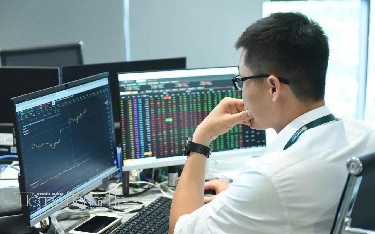 chung khoan ngay 24 9 vn index giam hon 26 diem thanh khoan thu hep