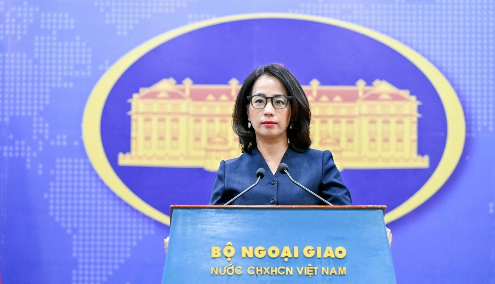 Việt Nam khẳng định kiên quyết ngăn chặn trung chuyển hàng hóa bất hợp pháp Việt Nam khẳng định kiên quyết ngăn chặn trung chuyển hàng hóa bất hợp pháp
