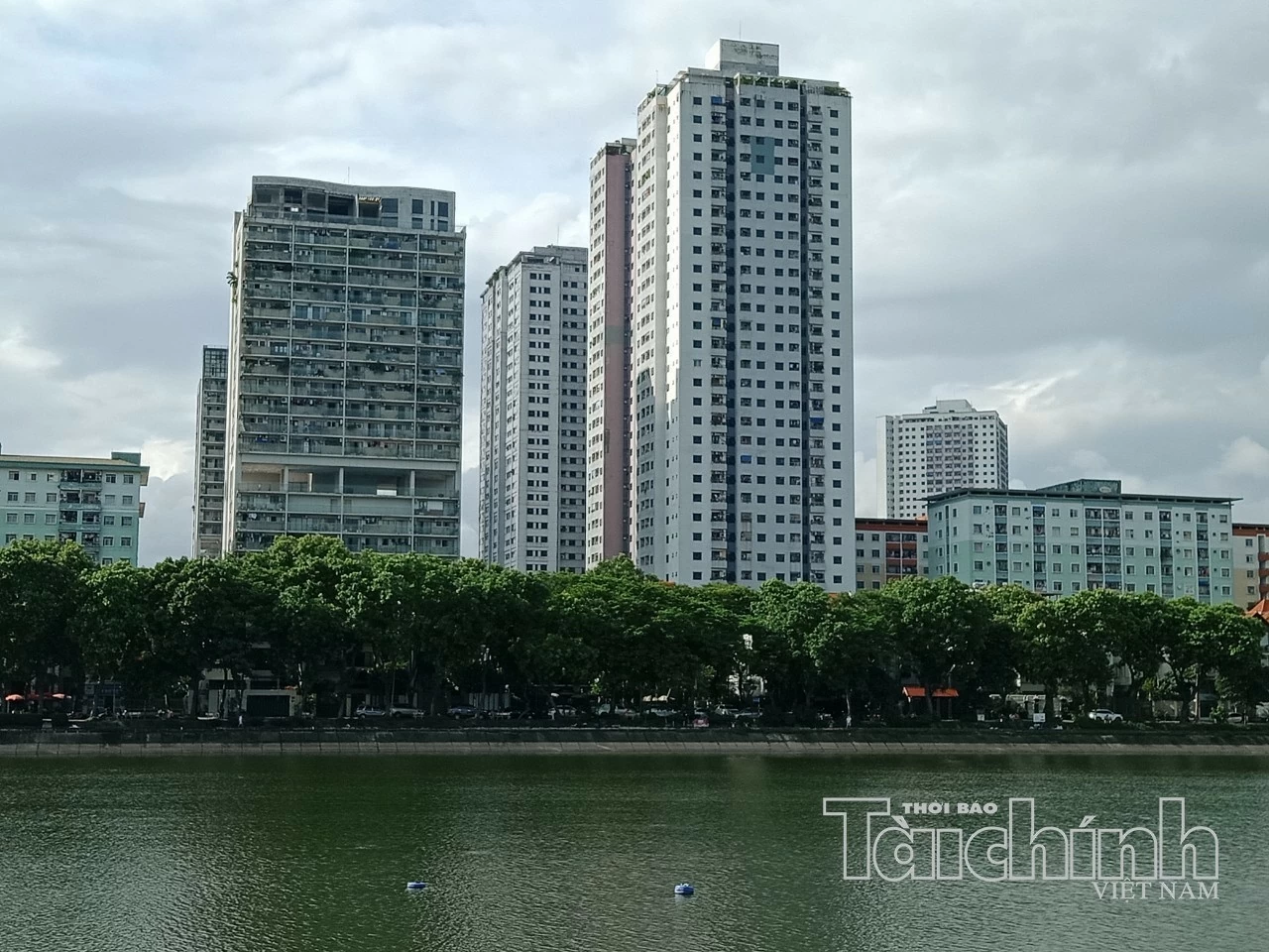Bộ Xây dựng: Giá bán căn hộ chung cư có xu hướng giảm