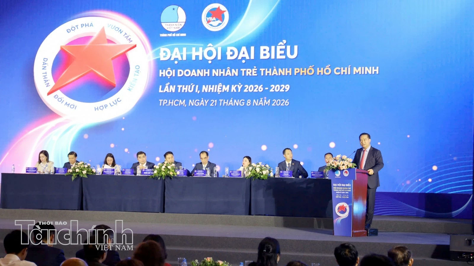 Chủ tịch UBND TP. Hồ Chí Minh kỳ vọng có thêm “sếu đầu đàn” từ doanh nhân trẻ Chủ tịch UBND TP. Hồ Chí Minh kỳ vọng có thêm “sếu đầu đàn” từ doanh nhân trẻ
