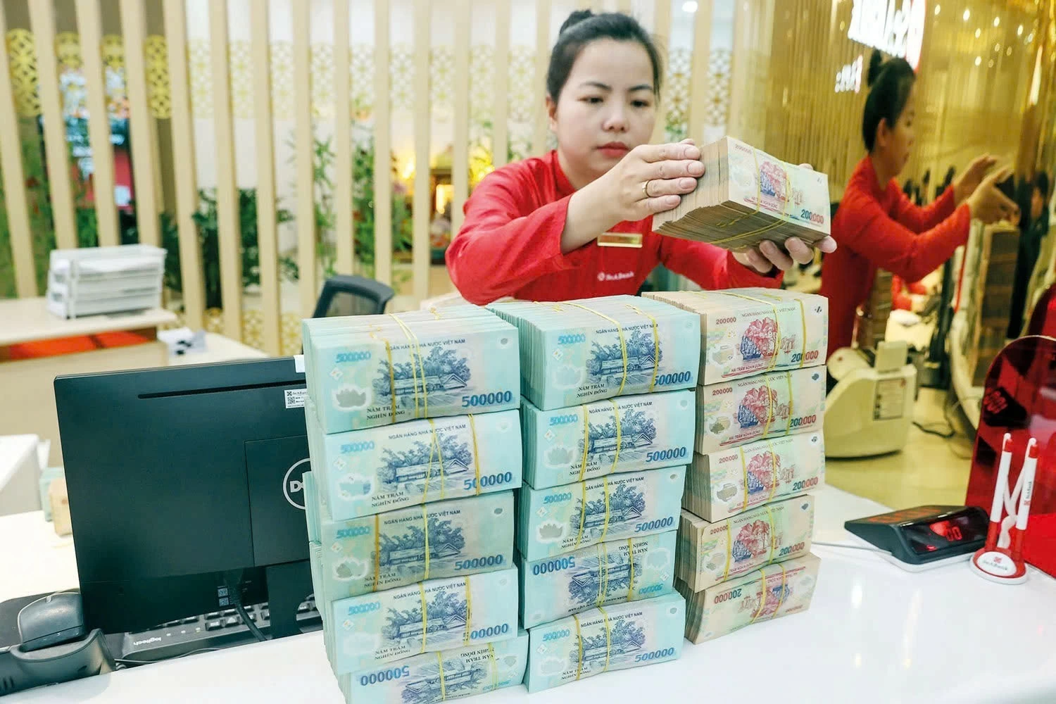 Chính sách tài khóa tạo động lực thúc đẩy tăng trưởng Chính sách tài khóa tạo động lực thúc đẩy tăng trưởng