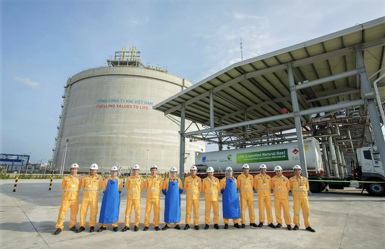 PV GAS 6 tháng đầu năm 2026: Hoàn thành kế hoạch lợi nhuận và nộp ngân sách cho cả năm, duy trì nguồn cung khí đảm bảo an ninh năng lượng quốc gia PV GAS 6 tháng đầu năm 2026: Hoàn thành kế hoạch lợi nhuận và nộp ngân sách cho cả năm, duy trì nguồn cung khí đảm bảo an ninh năng lượng quốc gia