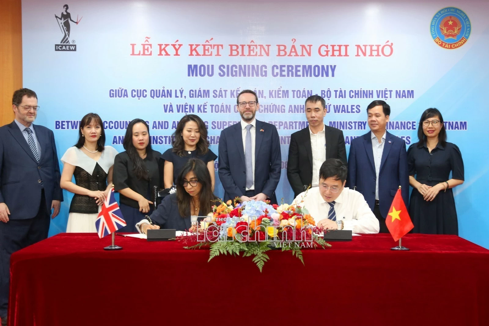 Bộ Tài chính và ICAEW xây dựng quan hệ đối tác trong lĩnh vực kế toán và kiểm toán Bộ Tài chính và ICAEW xây dựng quan hệ đối tác trong lĩnh vực kế toán và kiểm toán