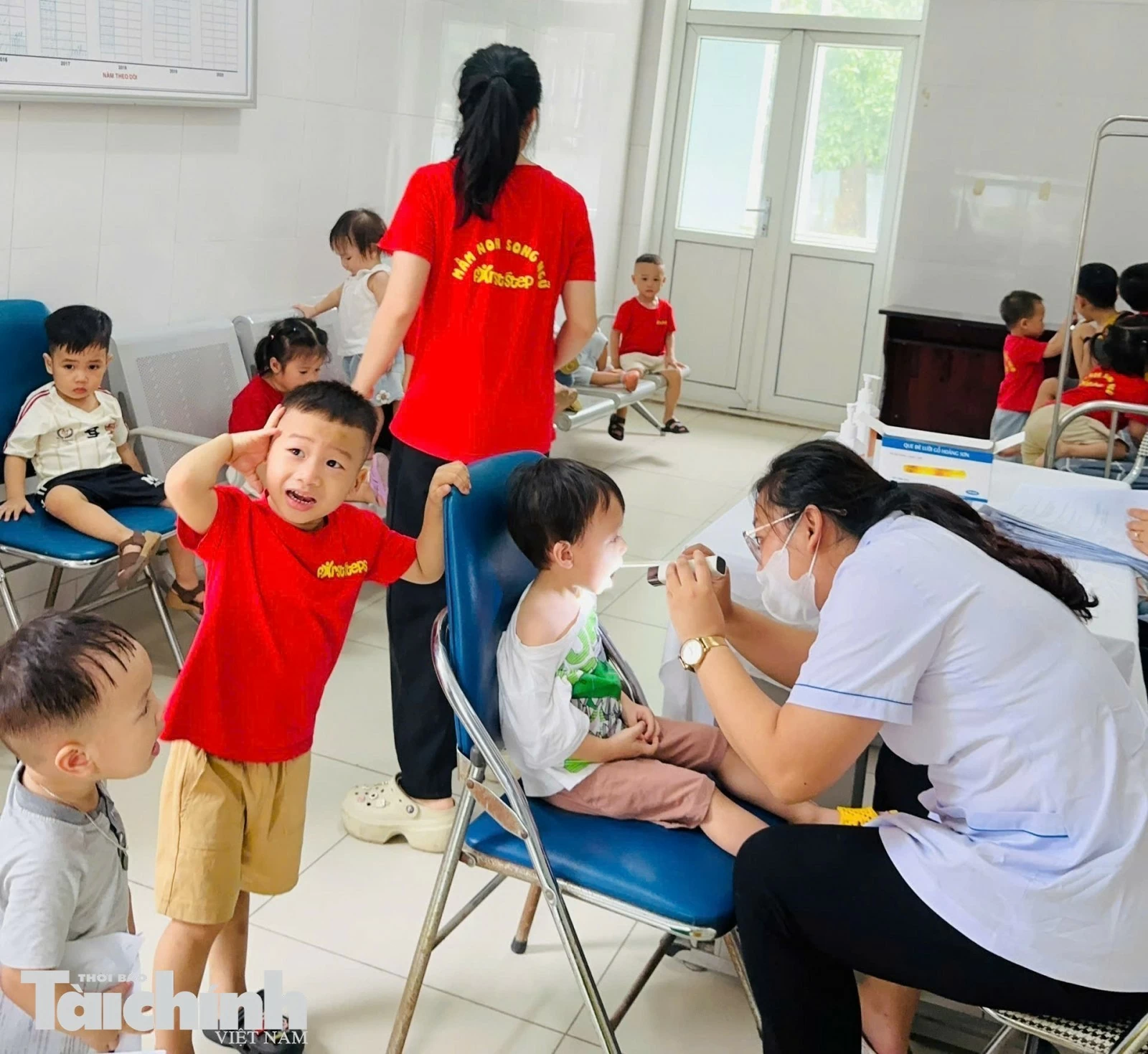 Nhiều học sinh, sinh viên được Quỹ Bảo hiểm y tế chi trả chi phí khám, chữa bệnh hàng tỷ đồng