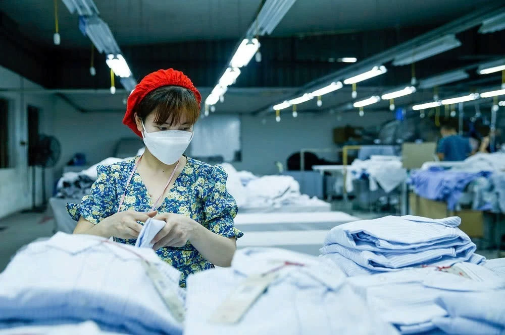 Hoàn thiện hành lang pháp lý, tạo cơ sở cho động lực tăng trưởng mới Hoàn thiện hành lang pháp lý, tạo cơ sở cho động lực tăng trưởng mới