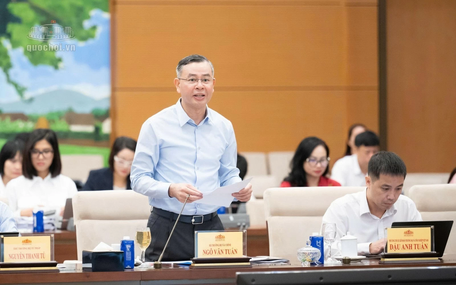 chinh phu de xuat xay dung luat phat trien doanh nghiep nho va vua
