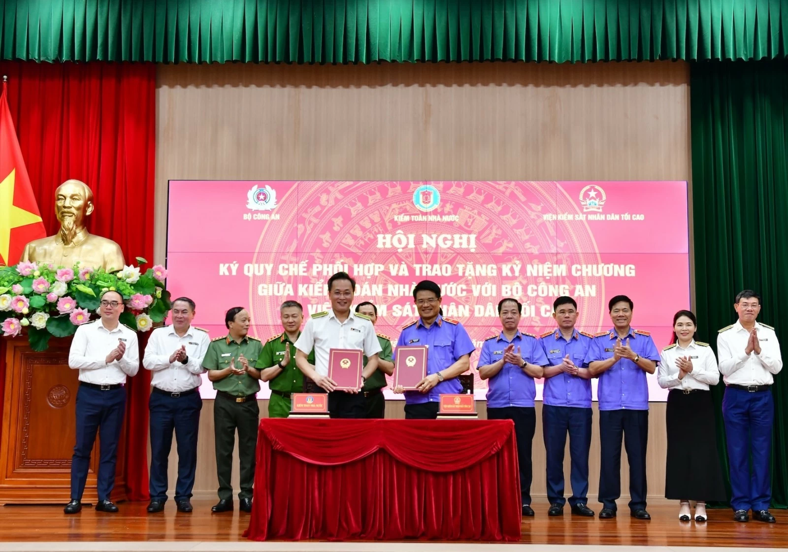 Kiểm toán nhà nước ký quy chế phối hợp với Bộ Công an và Viện Kiểm sát nhân dân tối cao Kiểm toán nhà nước ký quy chế phối hợp với Bộ Công an và Viện Kiểm sát nhân dân tối cao