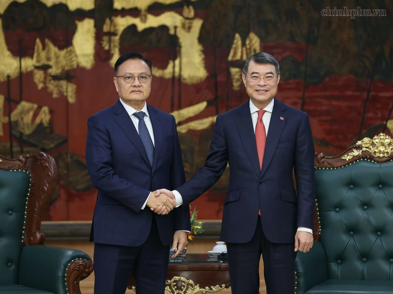 Thủ tướng Lê Minh Hưng tiếp Phó Thủ tướng, Bộ trưởng Bộ Tài chính Lào Santiphab Phomvihane