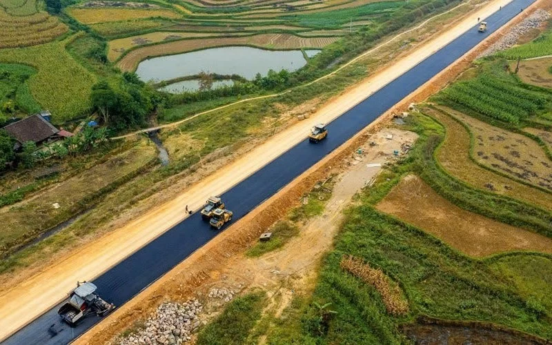 chinh sach tai khoa tao luc cho chang ve dich dua gdp tang truong hai con so