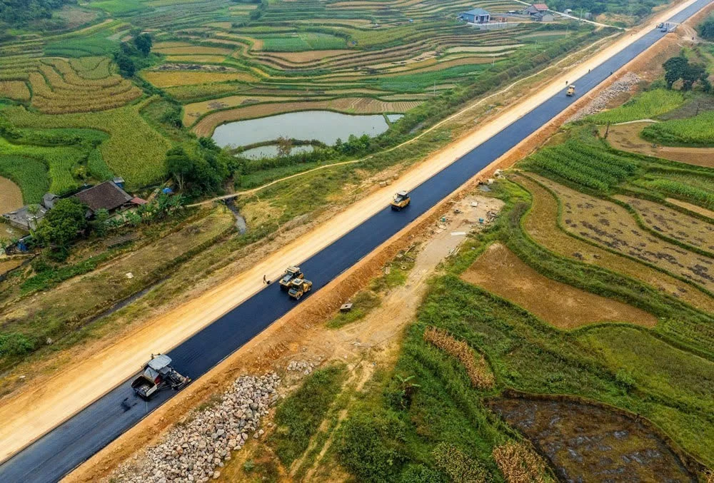 Chính sách tài khóa tạo lực cho chặng “về đích”, đưa GDP tăng trưởng hai con số Chính sách tài khóa tạo lực cho chặng “về đích”, đưa GDP tăng trưởng hai con số