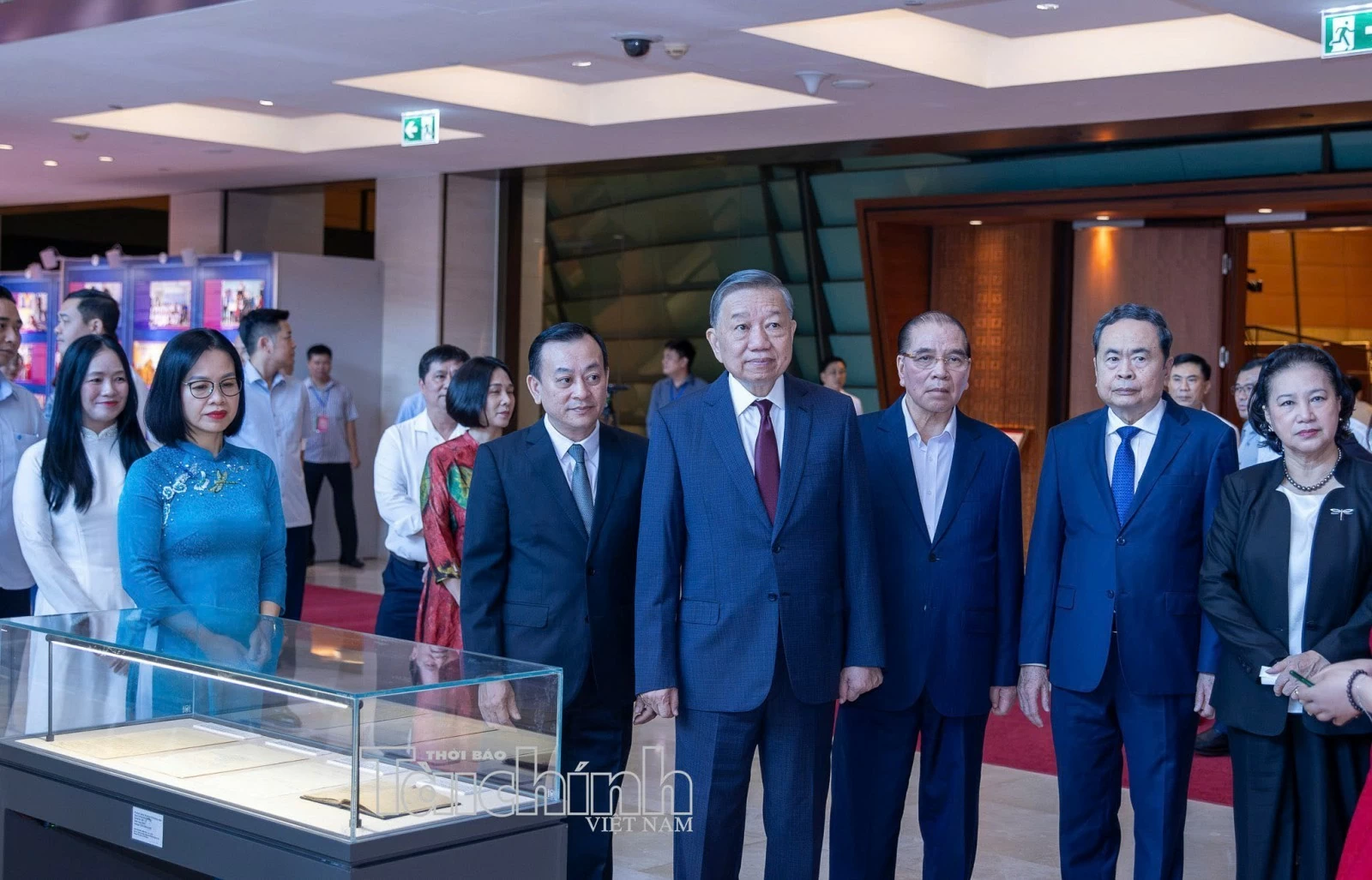 Đảng bộ Bộ Tài chính nghiên cứu, học tập, quán triệt và triển khai thực hiện một số Nghị quyết, Chỉ thị của Bộ Chính trị Đảng bộ Bộ Tài chính nghiên cứu, học tập, quán triệt và triển khai thực hiện một số Nghị quyết, Chỉ thị của Bộ Chính trị