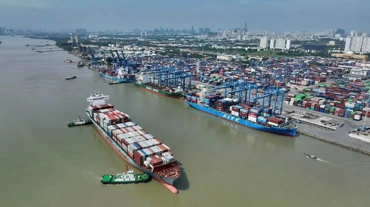Xuất nhập khẩu vượt 770 tỷ USD sau 8 tháng