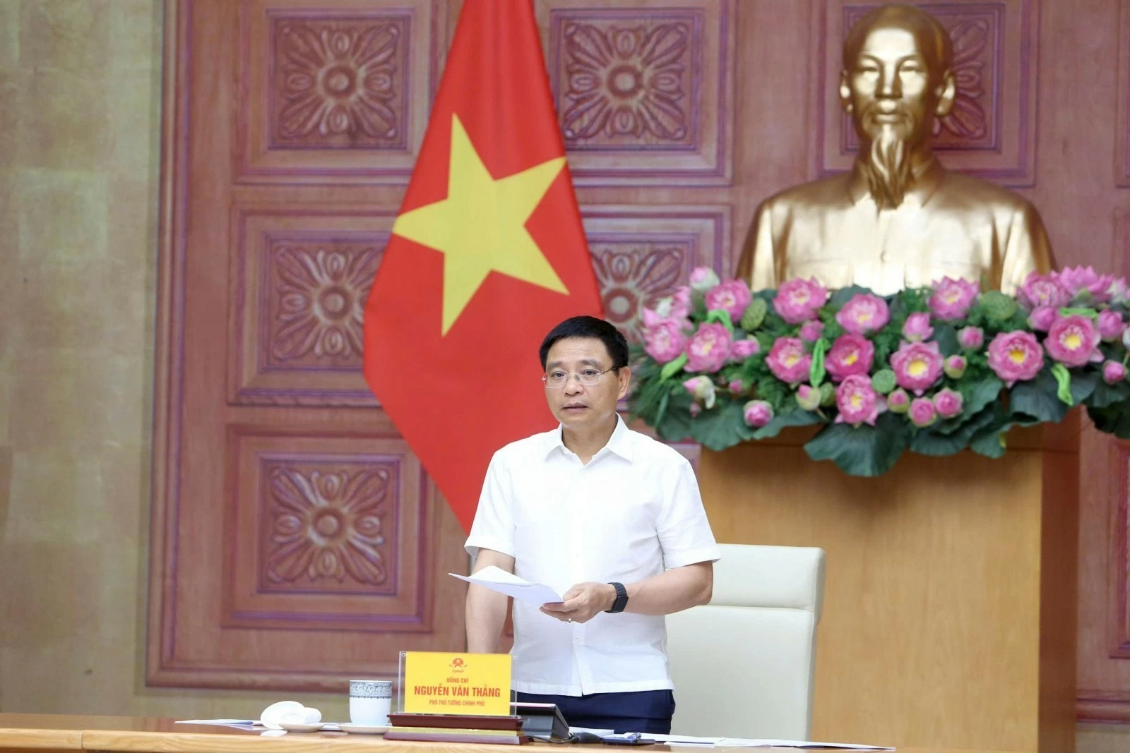 Phó Thủ tướng Nguyễn Văn Thắng: Kiểm soát giá, hỗ trợ tăng trưởng và ổn định kinh tế vĩ mô Phó Thủ tướng Nguyễn Văn Thắng: Kiểm soát giá, hỗ trợ tăng trưởng và ổn định kinh tế vĩ mô