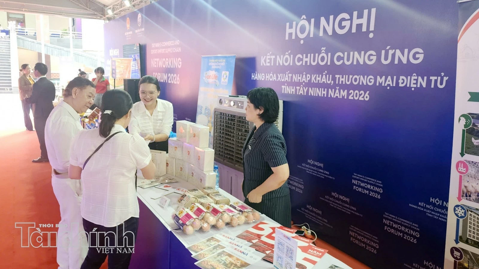 Tây Ninh mở rộng kết nối chuỗi cung ứng hàng hóa xuất nhập khẩu
