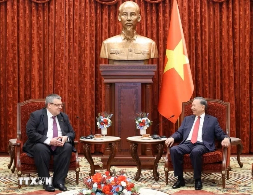 Quan hệ Việt Nam - Liên bang Nga tiếp tục phát triển mạnh mẽ, vì lợi ích của nhân dân hai nước Quan hệ Việt Nam - Liên bang Nga tiếp tục phát triển mạnh mẽ, vì lợi ích của nhân dân hai nước