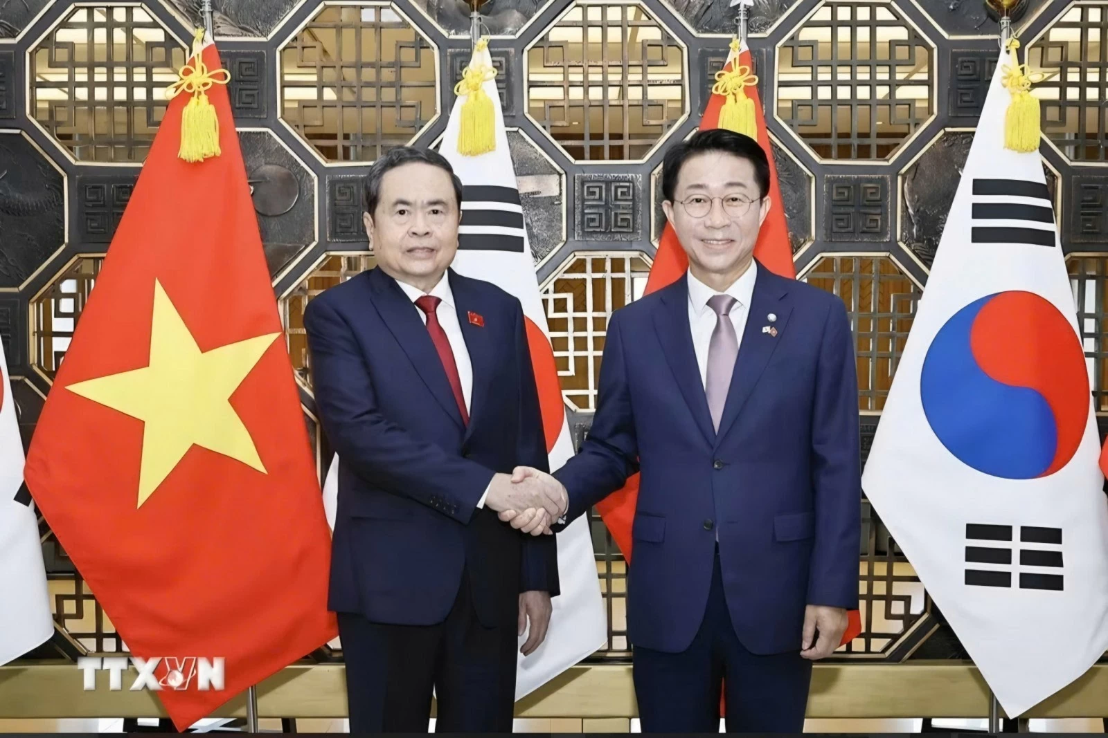 Tăng cường hợp tác giữa cơ quan lập pháp hai nước Việt Nam - Hàn Quốc Tăng cường hợp tác giữa cơ quan lập pháp hai nước Việt Nam - Hàn Quốc