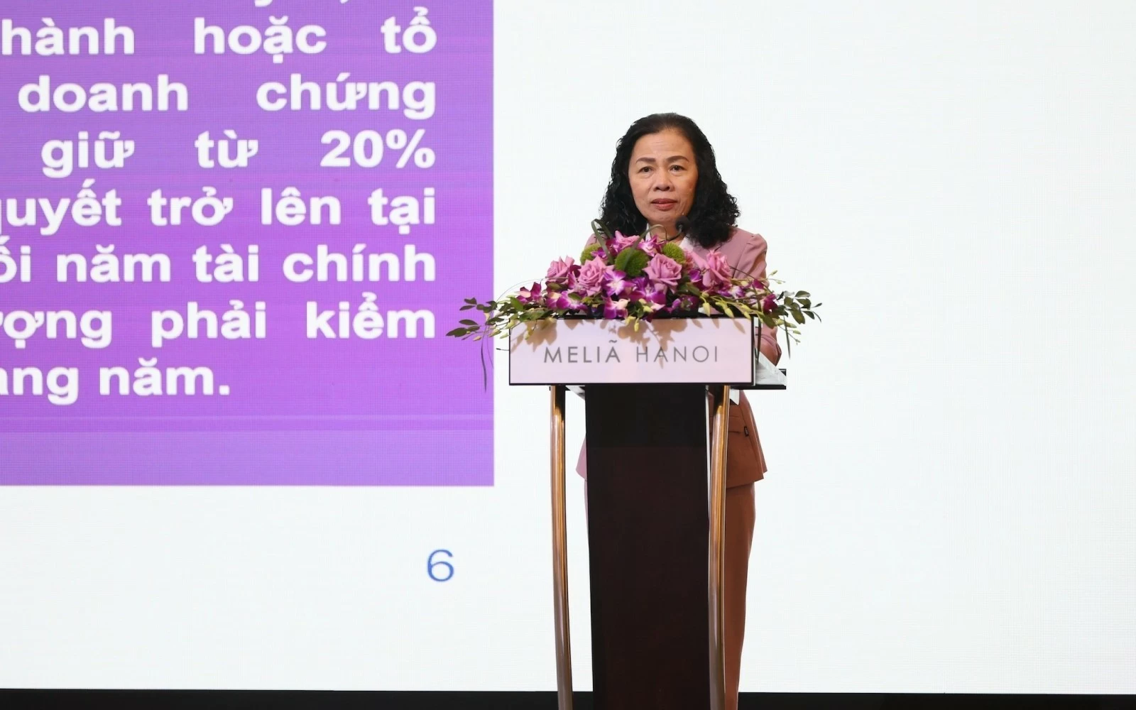 tang trach nhiem de quan tri cong ty minh bach