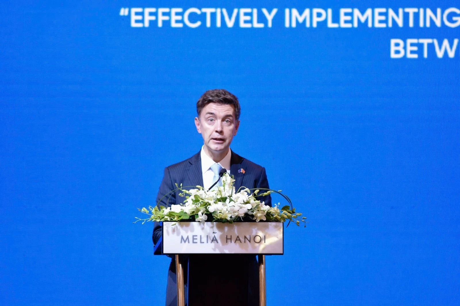 Nghị quyết 10-NQ/TW mở hướng nâng chất dòng vốn FDI từ châu Âu Nghị quyết số 10-NQ/TW mở hướng nâng chất dòng vốn FDI từ châu Âu