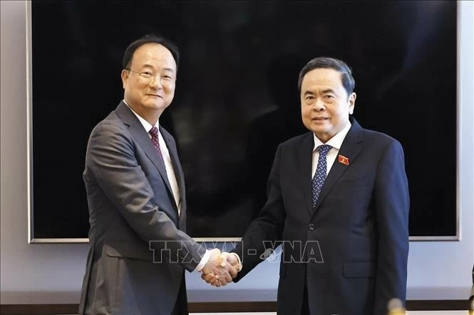 Chủ tịch Quốc hội Trần Thanh Mẫn tiếp lãnh đạo một số tập đoàn lớn của Hàn Quốc