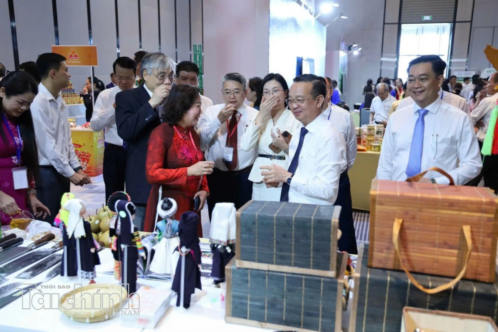 TP. Hồ Chí Minh và các địa phương mở chuỗi liên kết mới, lấy doanh nghiệp làm trung tâm phát triển