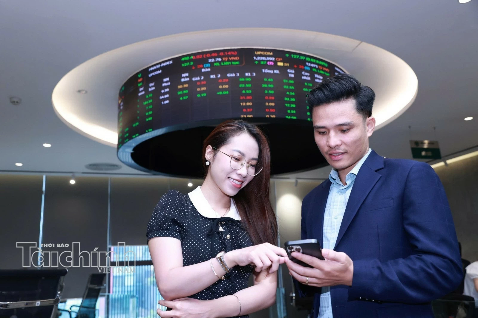 Chứng khoán ngày 10/9: VN-Index đảo chiều tăng nhẹ, thanh khoản vẫn thấp Chứng khoán ngày 10/9: VN-Index đảo chiều tăng nhẹ, thanh khoản vẫn thấp