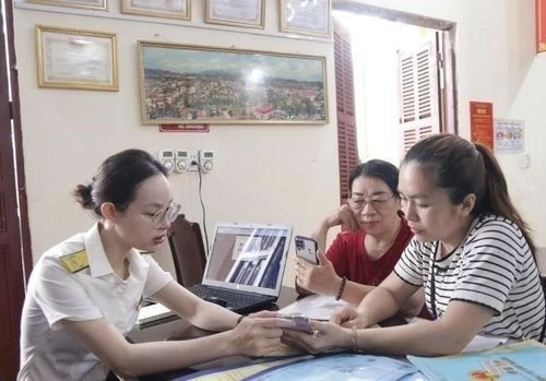 Thuế tỉnh Lạng Sơn thu ngân sách 8 tháng đạt gần 4.000 tỷ đồng Thuế tỉnh Lạng Sơn thu ngân sách 8 tháng đạt gần 4.000 tỷ đồng