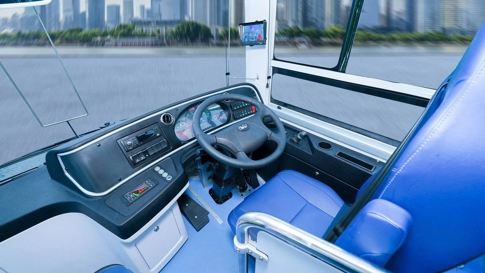 Xuất khẩu lô xe city buýt thuần điện EV KIM LONG sang Thái Lan Xuất khẩu lô xe city buýt thuần điện EV KIM LONG sang Thái Lan