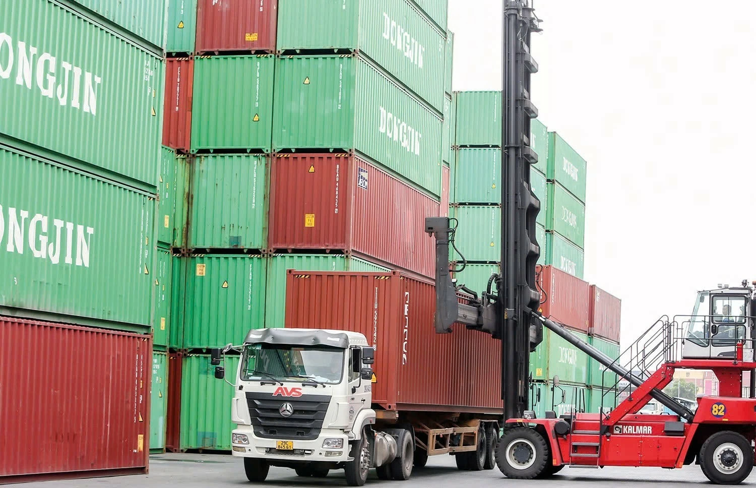 Nhập siêu tăng, bài toán sức mạnh nội lực