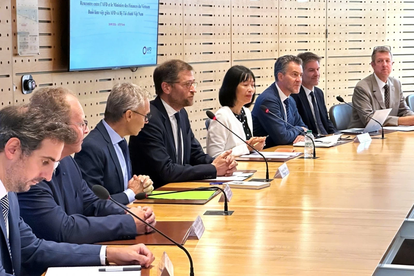 Bộ Tài chính và AFD thúc đẩy hợp tác tài chính xanh Bộ Tài chính và AFD thúc đẩy hợp tác tài chính xanh