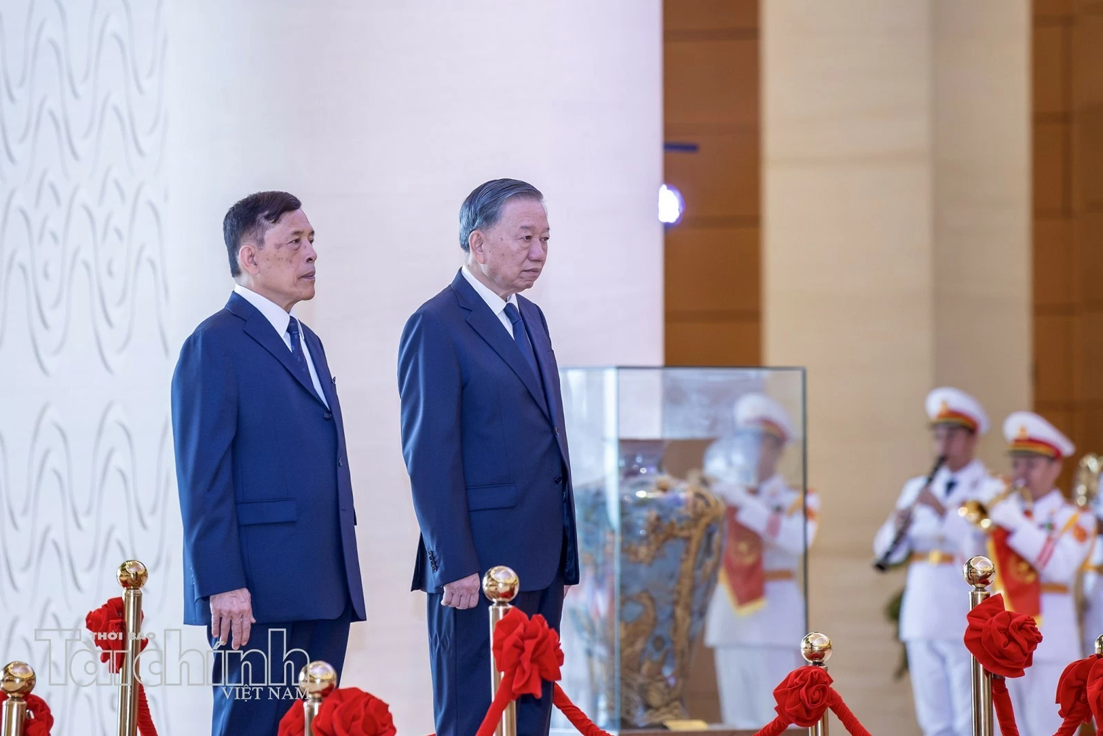 Lễ đón chính thức Nhà vua và hoàng hậu Thái Lan thăm cấp Nhà nước tới Việt Nam