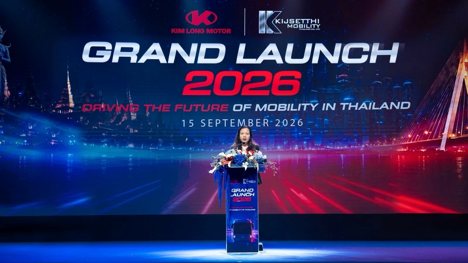 Xe bus Made in Vietnam thương hiệu KIM LONG ra mắt thị trường Thái Lan
