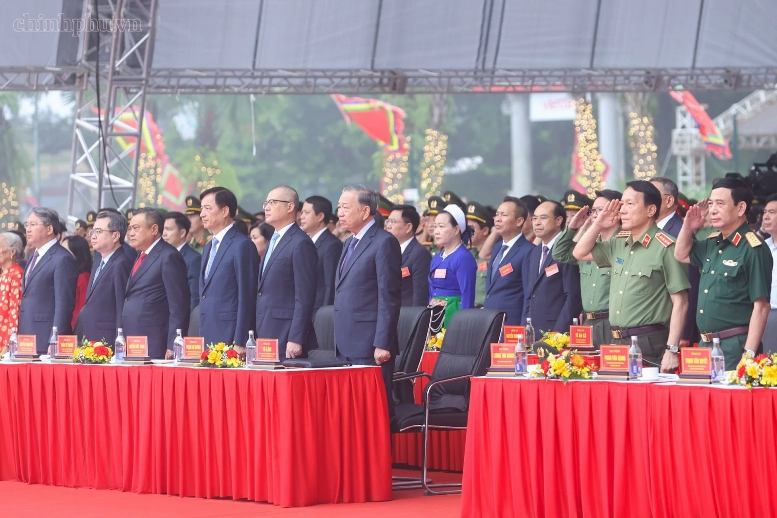 Tổng Bí thư, Chủ tịch nước Tô Lâm dự Lễ kỷ niệm 72 năm Ngày Bác Hồ về thăm Đền Hùng và khánh thành Tượng đài “Bác Hồ với ngày hội non sông”