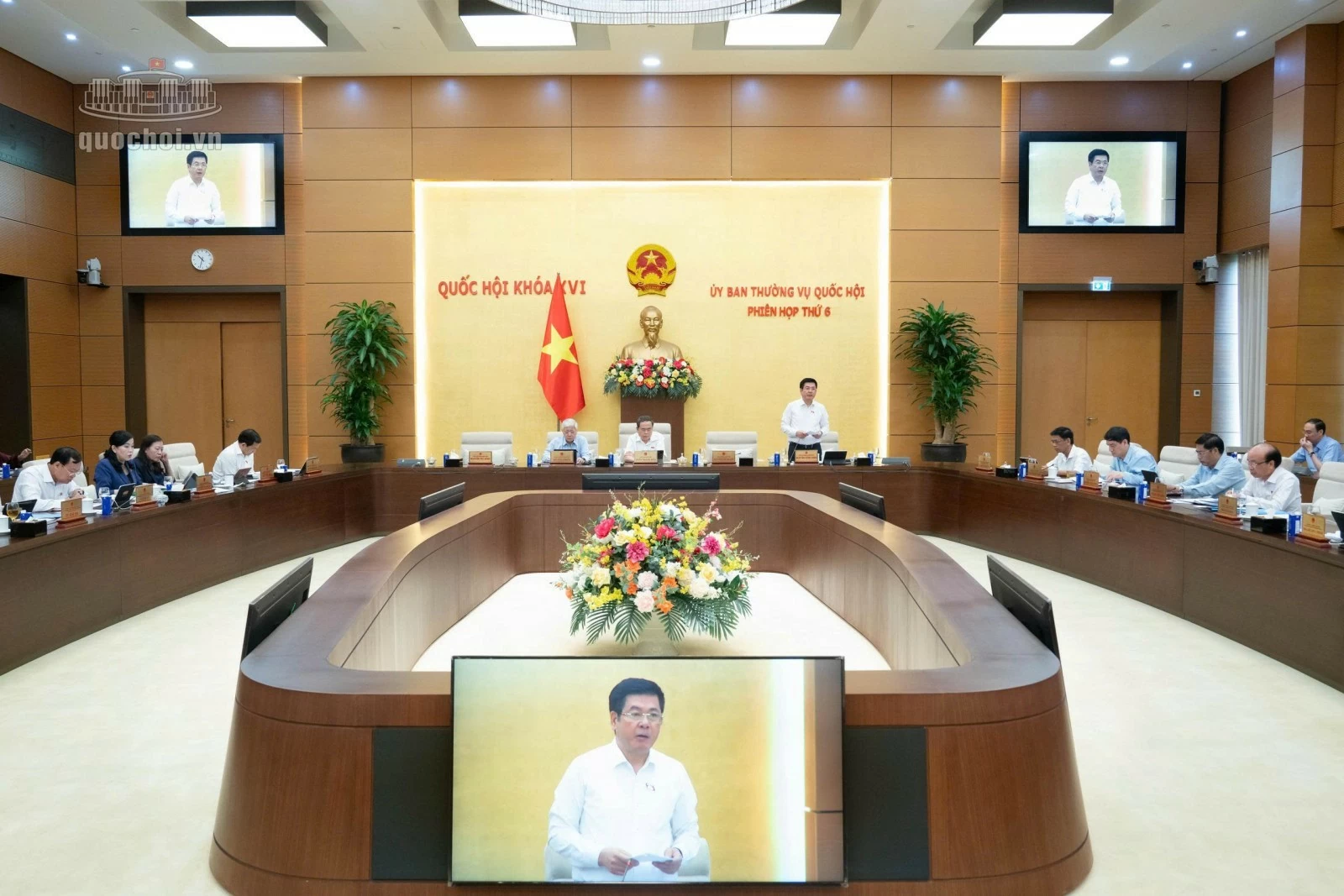 Sửa Luật Điện lực: Giá điện phải bảo đảm khả năng thu hồi vốn đầu tư Sửa Luật Điện lực: Giá điện phải bảo đảm khả năng thu hồi vốn đầu tư