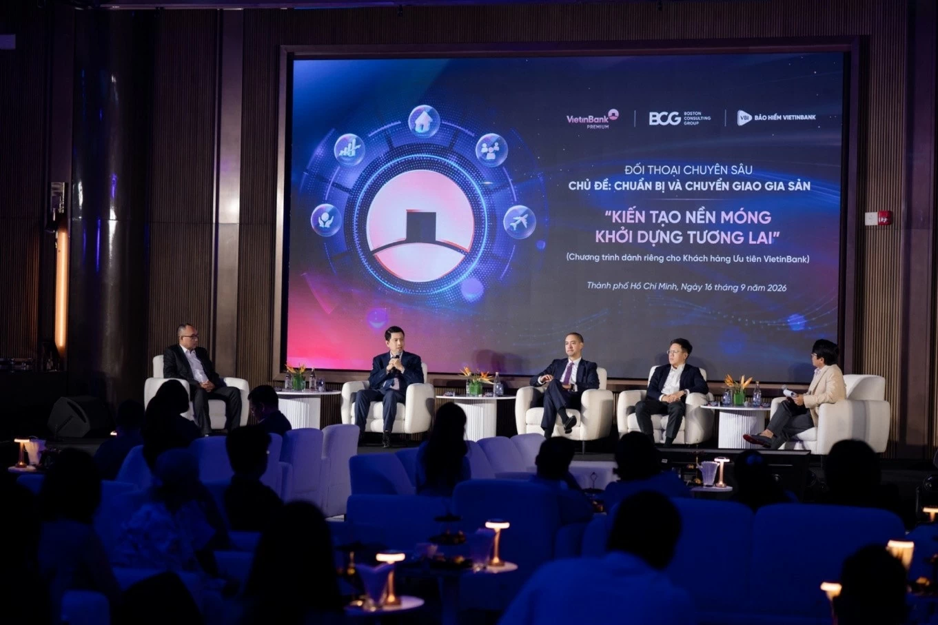 VietinBank đồng hành cùng khách hàng qua các thế hệ