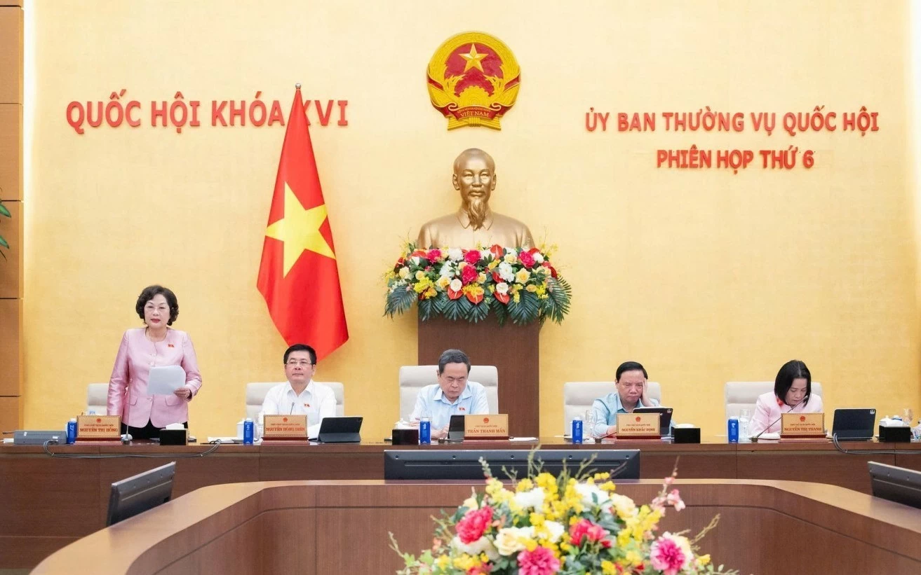 xay dung luat chuyen nganh ve giao dich hang hoa phai sinh