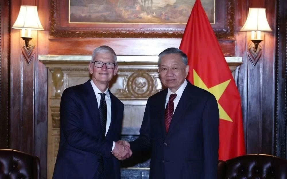 tong bi thu chu tich nuoc to lam tiep lanh dao mot so tap doan hoa ky