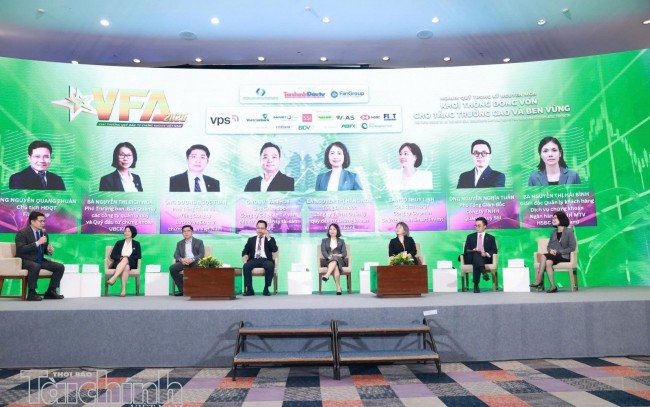 Mở rộng hàng hóa, kéo dòng vốn dài hạn vào quỹ