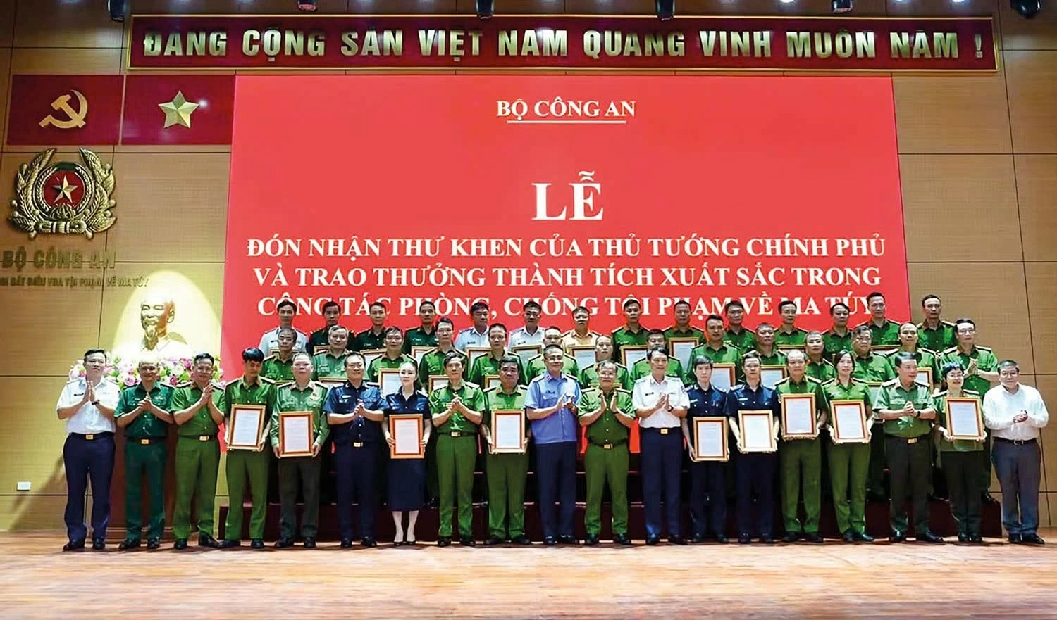Hải quan triệt phá nhiều đường dây ma túy xuyên quốc gia Hải quan triệt phá nhiều đường dây ma túy xuyên quốc gia