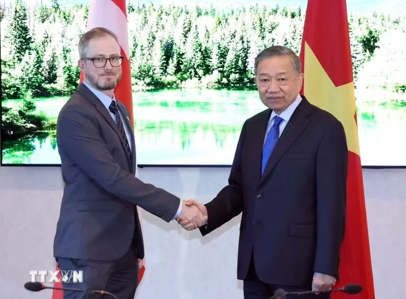 Tổng Bí thư, Chủ tịch nước Tô Lâm tiếp lãnh đạo Đảng Cộng sản Canada Tổng Bí thư, Chủ tịch nước Tô Lâm tiếp lãnh đạo Đảng Cộng sản Canada
