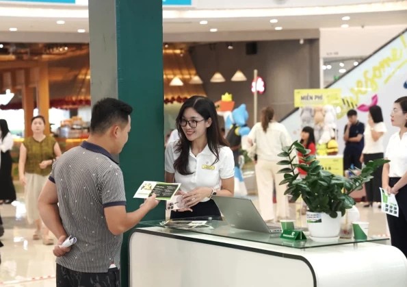 Vietcombank nối dài hành trình chuyển đổi số cùng tiểu thương trên cả nước Vietcombank nối dài hành trình chuyển đổi số cùng tiểu thương trên cả nước