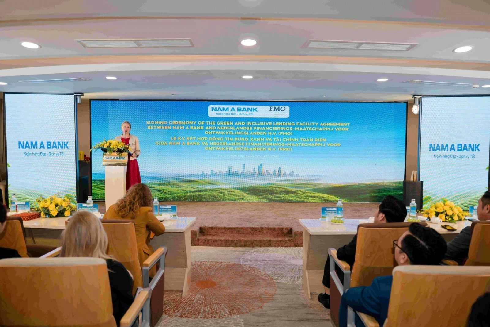 Nam Á Bank nhận khoản tài trợ 60 triệu USD từ FMO, tiếp tục mở rộng dòng vốn xanh quốc tế Nam Á Bank nhận khoản tài trợ 60 triệu USD từ FMO, tiếp tục mở rộng dòng vốn xanh quốc tế