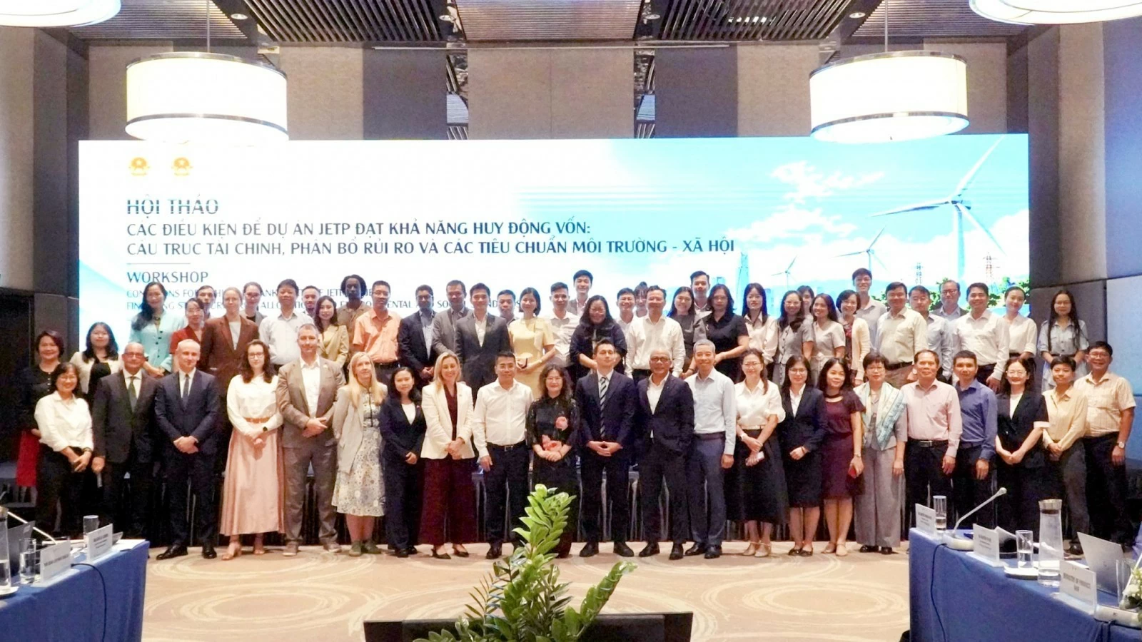 Tháo gỡ điểm nghẽn tài chính cho các dự án JETP tại Việt Nam Tháo gỡ điểm nghẽn tài chính cho các dự án JETP tại Việt Nam