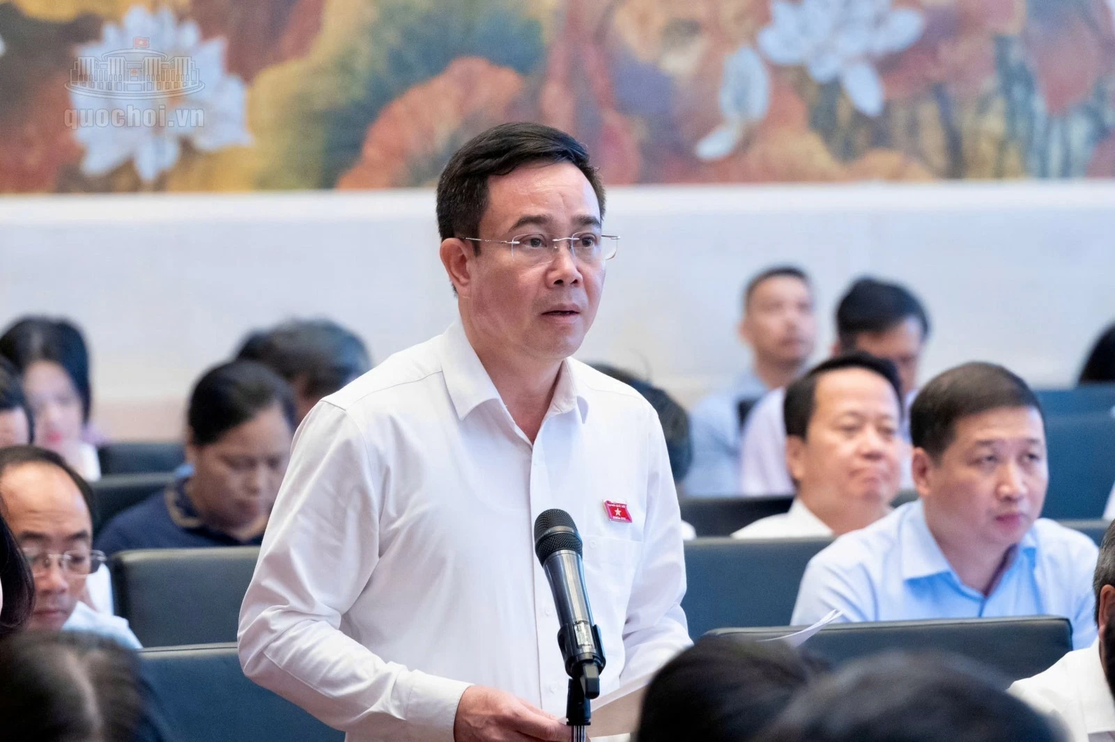Chuyển tư duy chính sách từ hỗ trợ sang phát triển doanh nghiệp Chuyển tư duy chính sách từ hỗ trợ sang phát triển doanh nghiệp