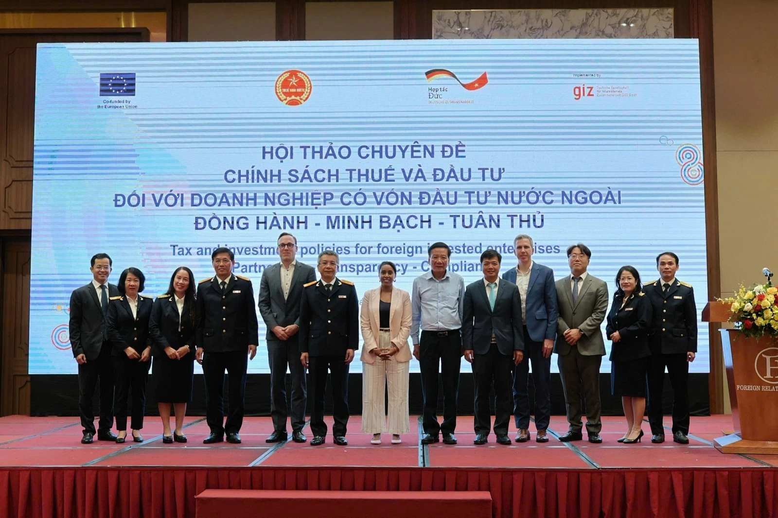 Công khai, thực hiện thống nhất pháp luật thuế để doanh nghiệp dễ tuân thủ Công khai, thực hiện thống nhất pháp luật thuế để doanh nghiệp dễ tuân thủ