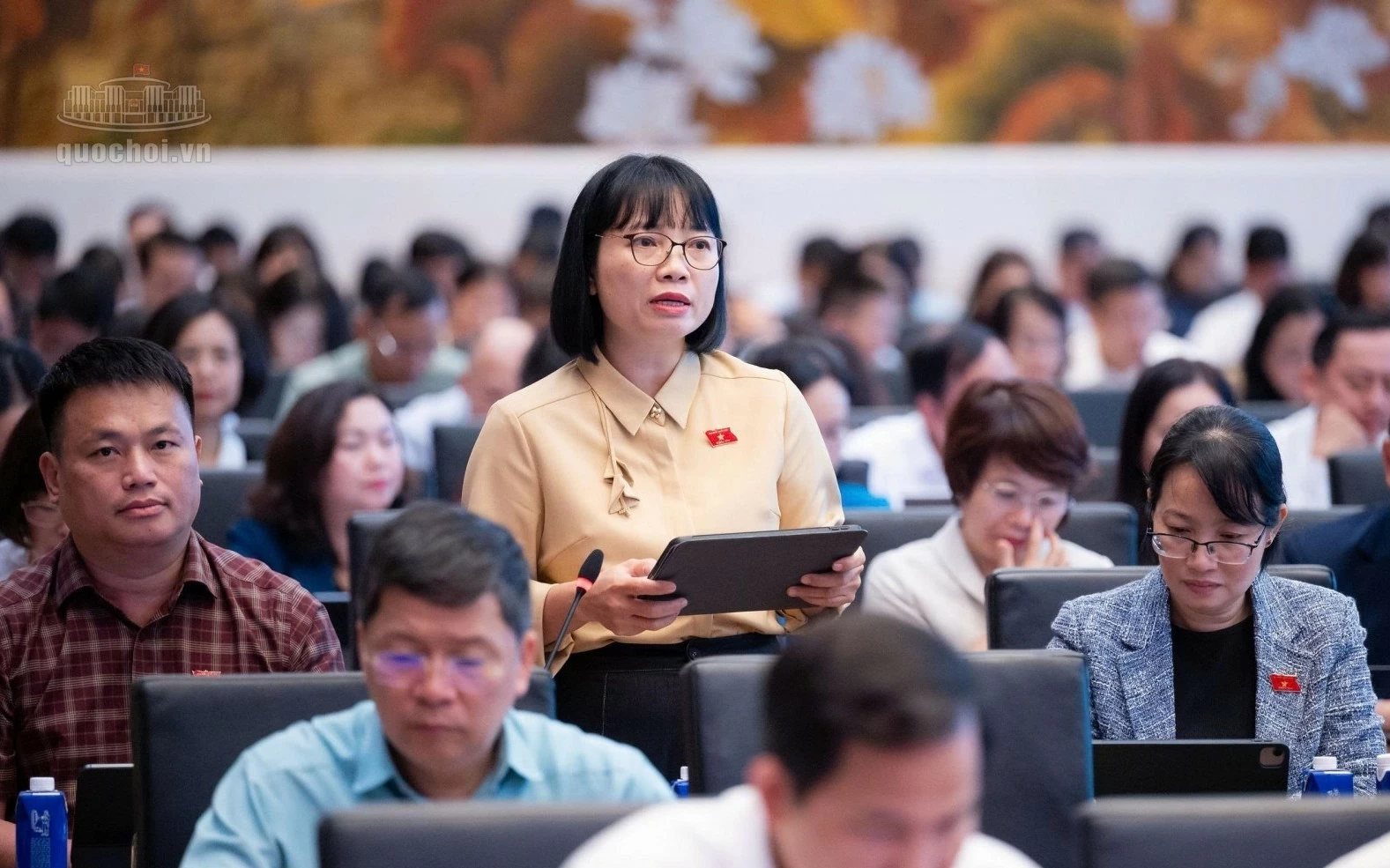 gia dien hop ly nhung khong chuyen moi rui ro chi phi sang nguoi su dung