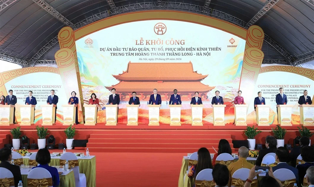 Hà Nội: Khởi công Dự án đầu tư bảo quản, tu bổ, phục hồi Điện Kính Thiên Hà Nội: Khởi công Dự án đầu tư bảo quản, tu bổ, phục hồi Điện Kính Thiên